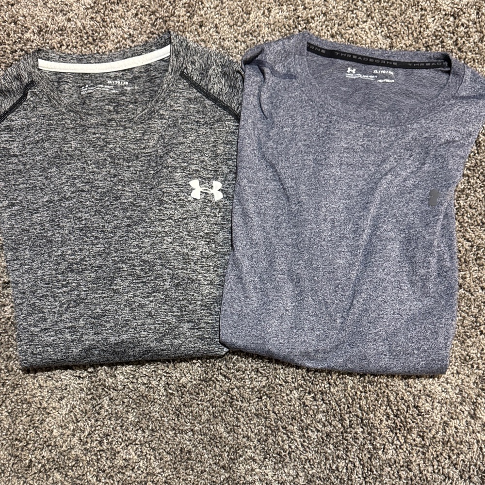 Under Armour Mens XL Charcoal and Navy Tees